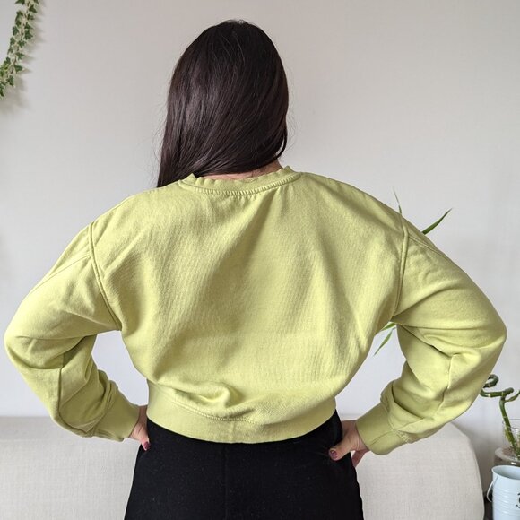 Zara Light Green Cropped Sweater - Picture 2 of 5